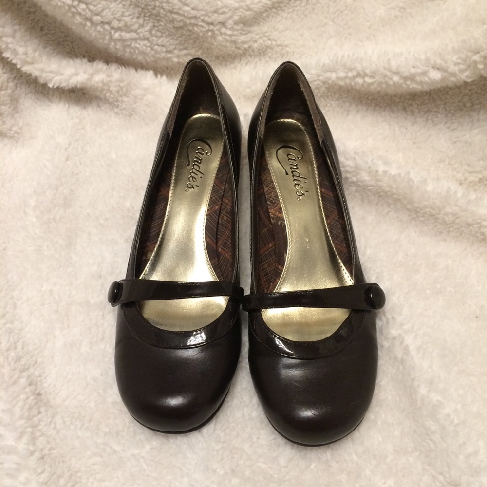 Candie’s quality heels, size 8.5. Great shape.